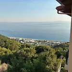 Mateo بيت ضيافة 3*