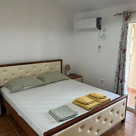 Mateo Guest house